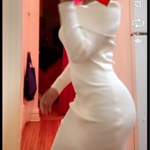 Cute cream color dress !!